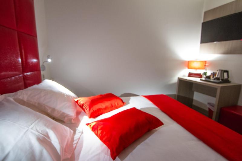 Superior Double Room image 1
