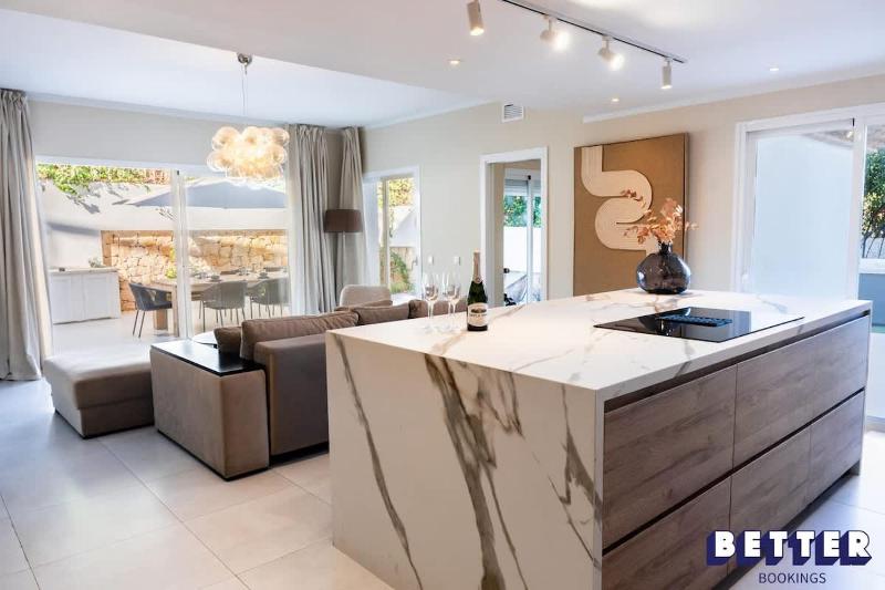 Luxurious Marbella Apt Near Puerto Banus - Hot Tub - image 40