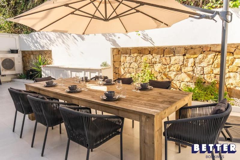 Luxurious Marbella Apt Near Puerto Banus - Hot Tub - image 22
