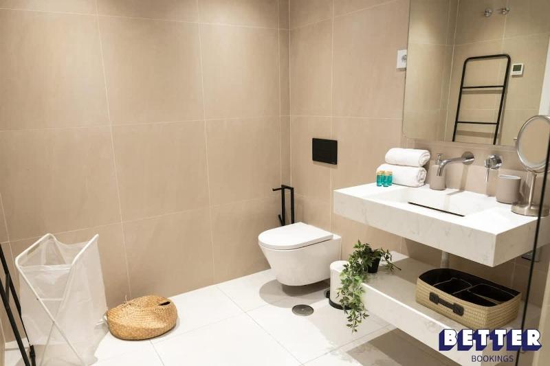 Luxurious Marbella Apt Near Puerto Banus - Hot Tub - image 32