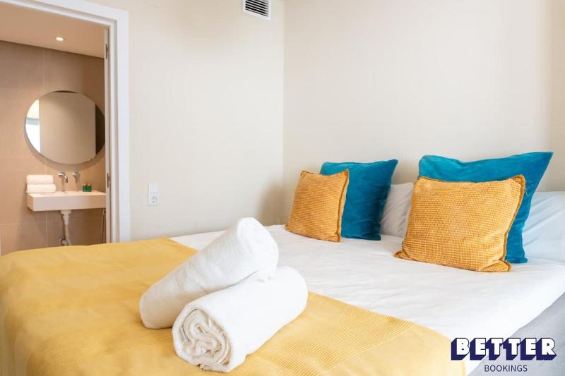 Luxurious Marbella Apt Near Puerto Banus - Hot Tub - image 13