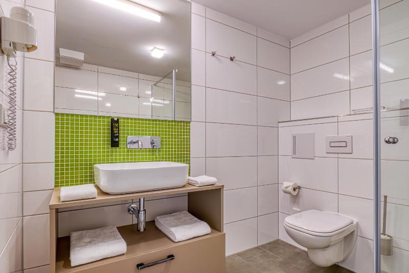 NiceToStay by Fairway Hotels - image 16