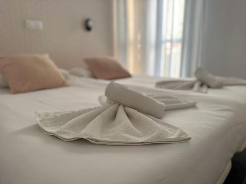White Sensation - image 7