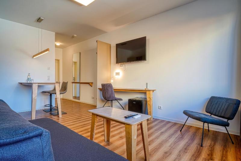Double Room image 2