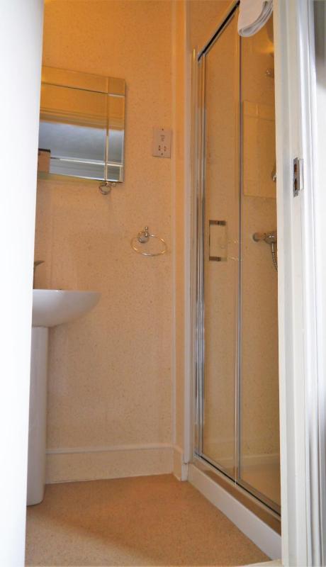 Standard Double Room image 2