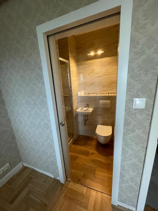 Budget Double Room image 4