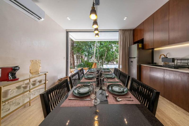 2BR Plunge Pool and Close to Beach - image 38