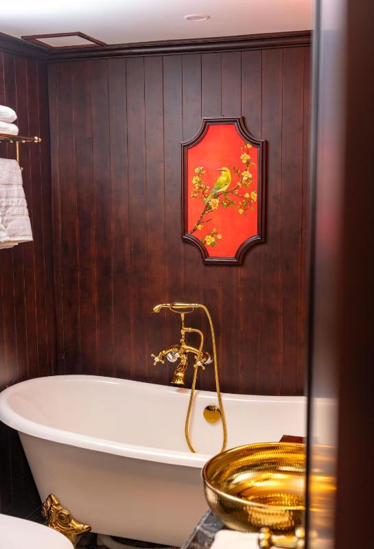Indochine Grand Lan Ha Bay - image 4