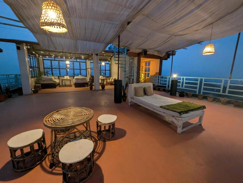 Indralok Hotel and Sky Garden - image 9