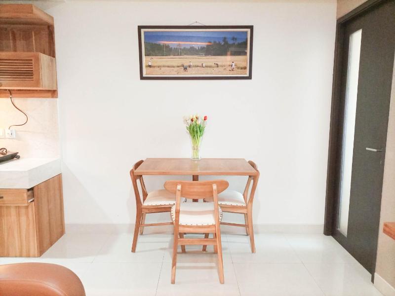 Elegant and Tidy 1BR at Uttara The Icon Apartment By Travelio - image 2