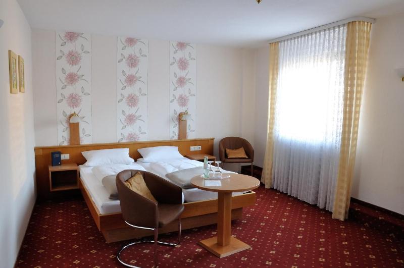 Economy Single Room image 2