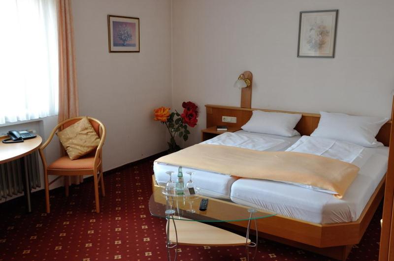 Economy Single Room image 3