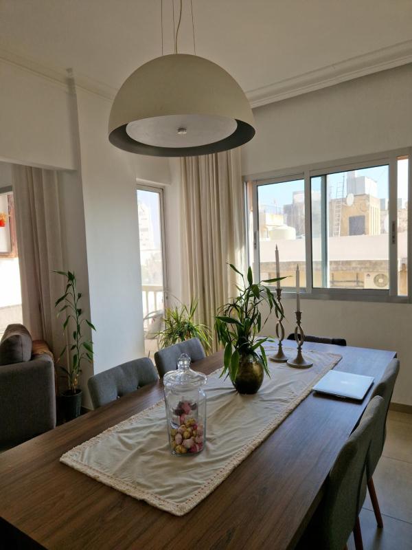 Stylish 2 Bedroom Apartment - image 9