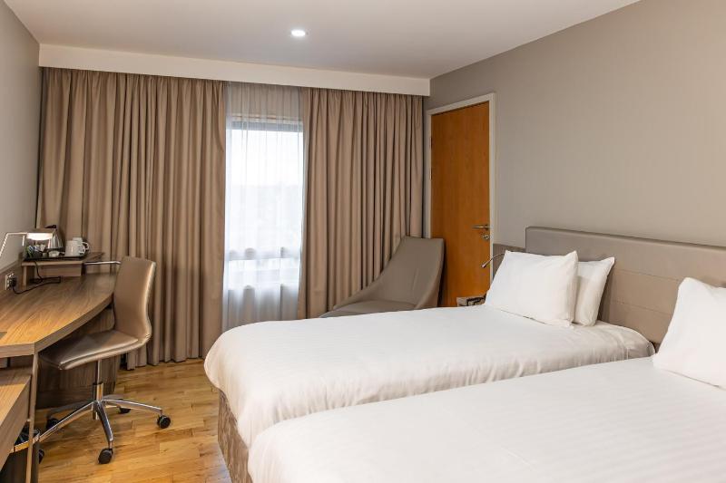 Standard Room with Two Single Beds image 2