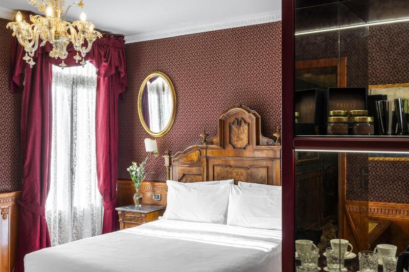 Classic Room image 1