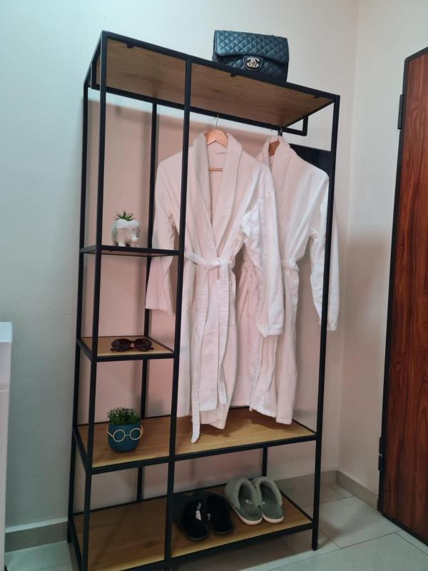 Hana's Apartment - image 5