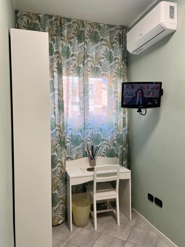 Single Room image 2