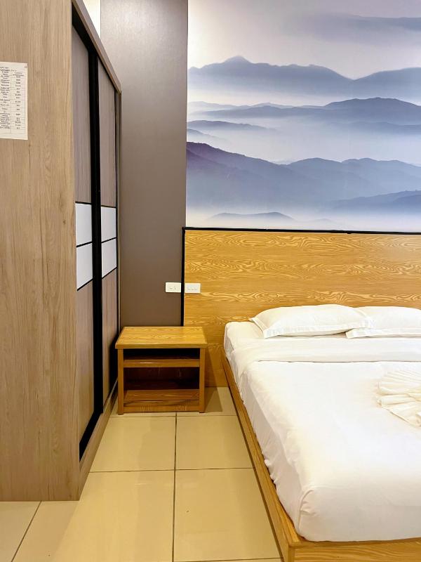 Happy day inn - image 9