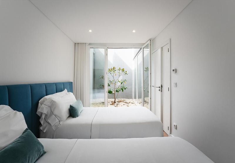 Feel Porto Lapa Collection Flats - image 3