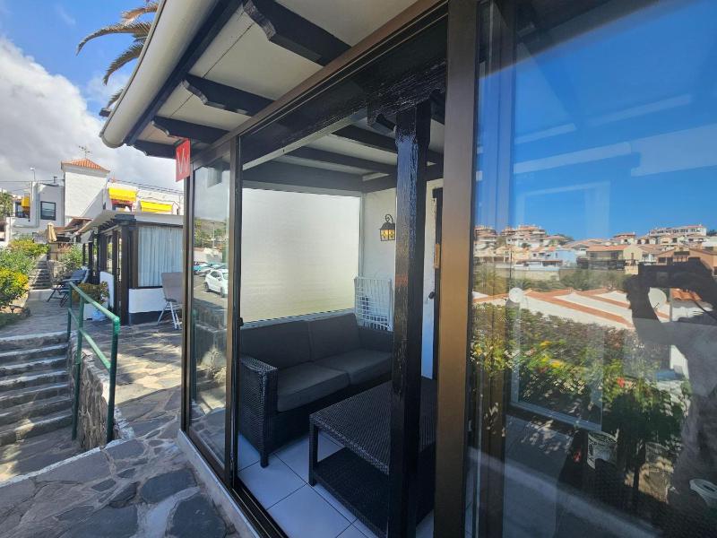 Central Sea View Apartment - image 12