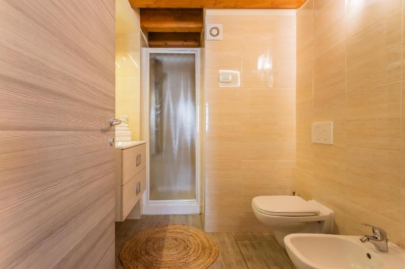 Domus in Como by Rent All Como - image 11