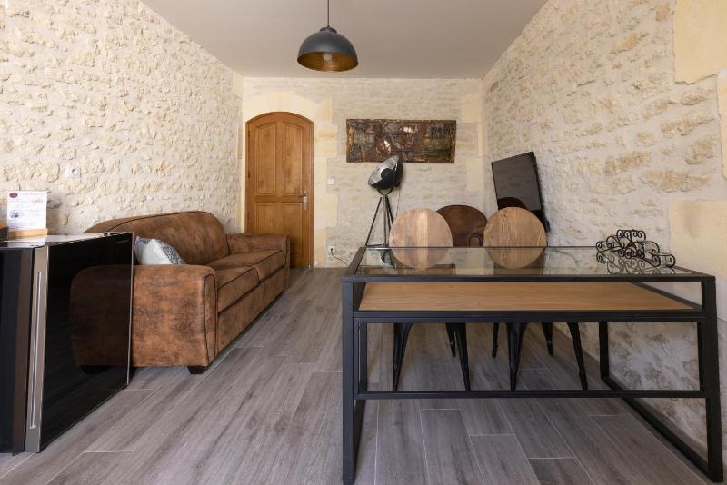 Standard Suite image 4