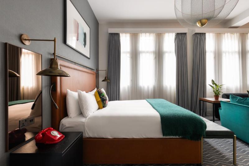 King Suite image 3