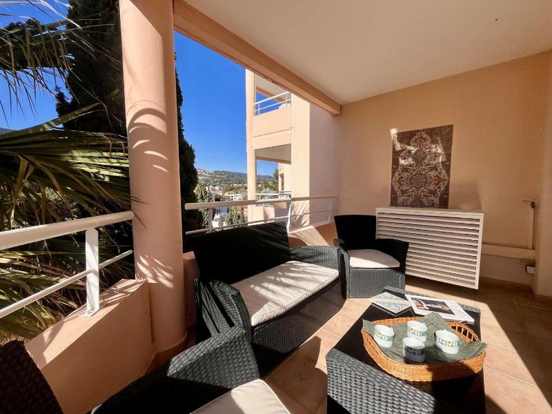 Appartement T3 avec Terrasse et Clim à 300m de la Plage - FR-1-226B-234 - image 11