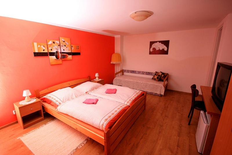 Holiday Home image 2