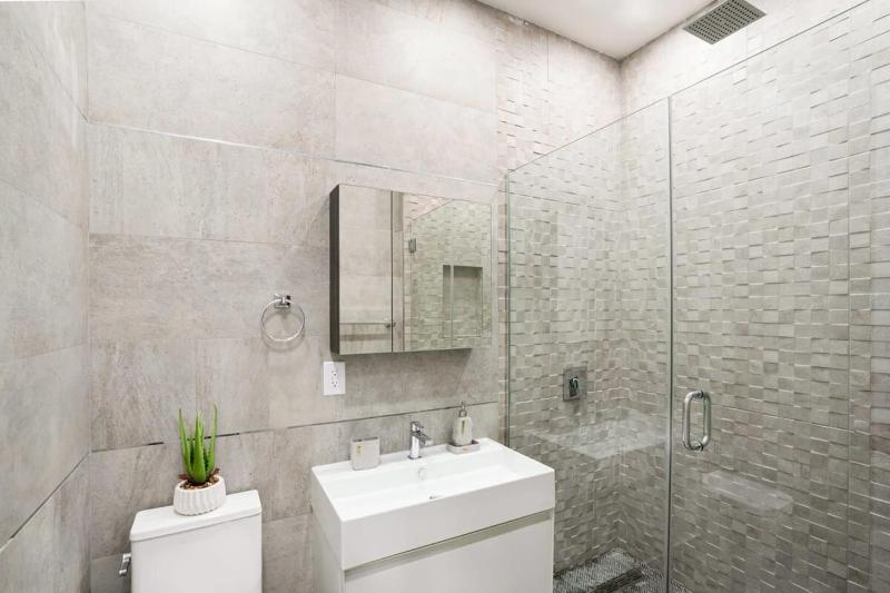 Apartment image 4