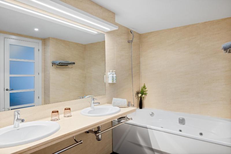 Suite image 2