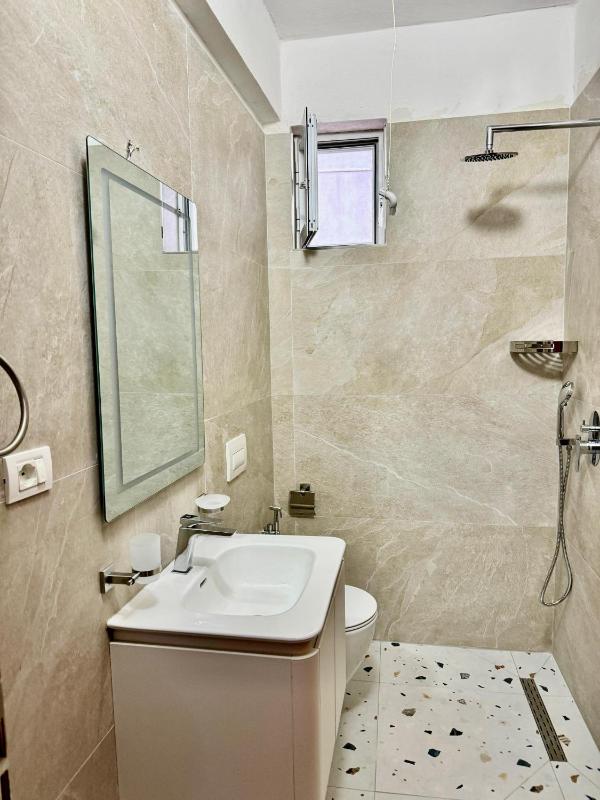 Beachfront Apartment - image 9