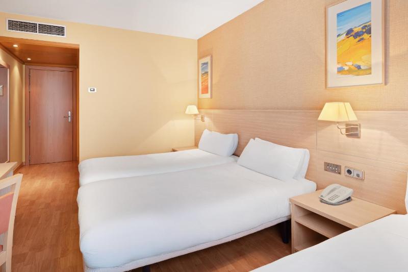 Triple Room image 1