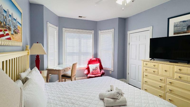 Enjoy the comfort of this amazing place - image 46