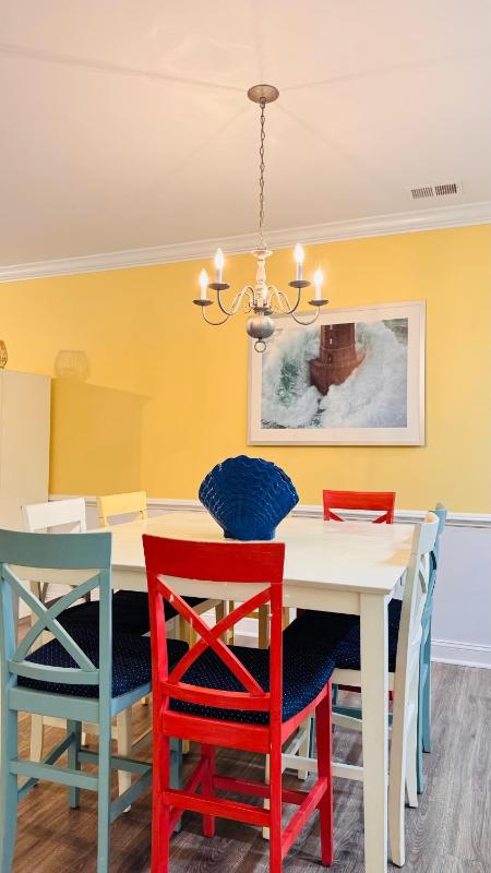Enjoy the comfort of this amazing place - image 16