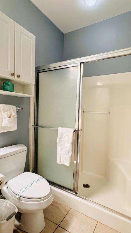 Enjoy the comfort of this amazing place - image 34