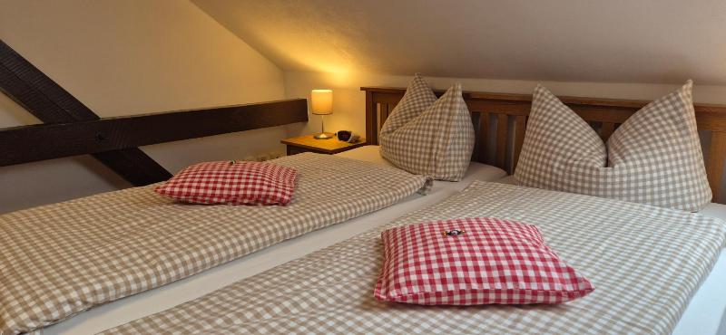 Double Room image 1