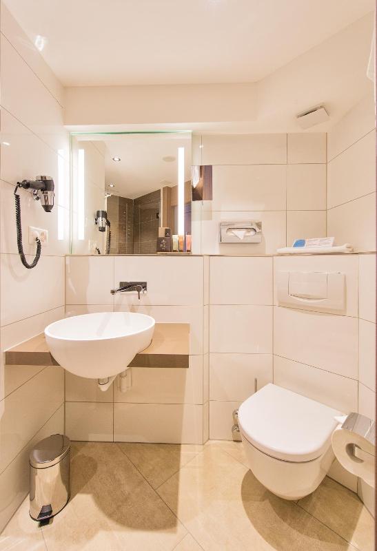 Grandlit Single Room image 1