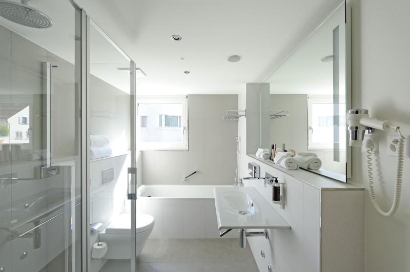 Junior Suite image 2