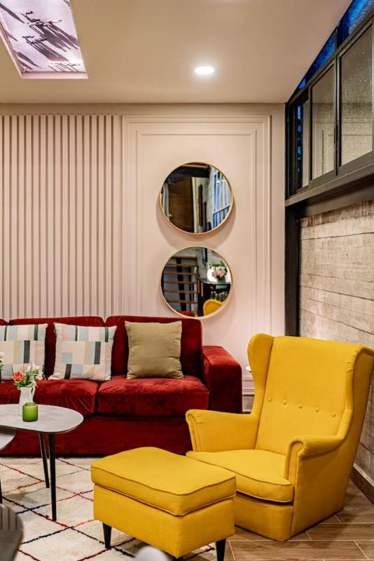 Stylish Roma Sur Home with Rooftop Lounge & BBQ - image 25