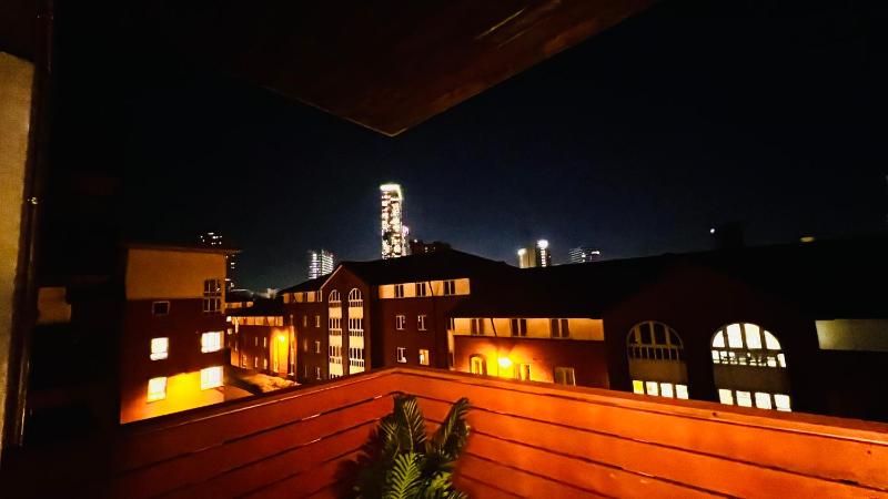 Entire City Centre Skyline apartment + Parking - image 12