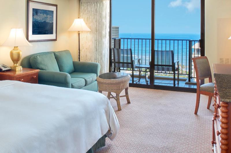 Double Room with Two Double Beds and Ocean View image 3