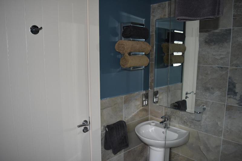Double Room image 4