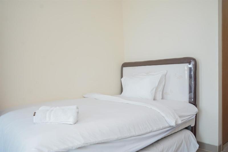 Simply Look Studio Apartment at B Residence By Travelio - image 13