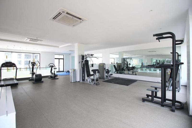 Central Studio Suite at Embassy Gardens - image 11