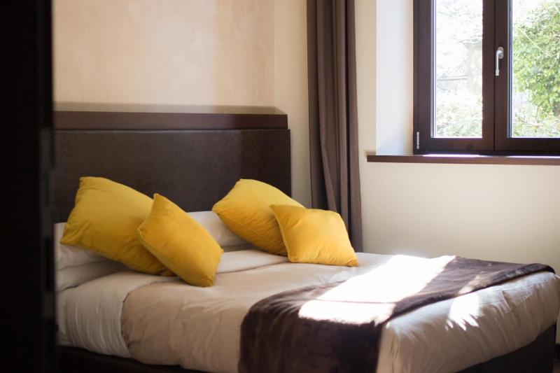 Superior Deluxe Double or Twin Room  image 2