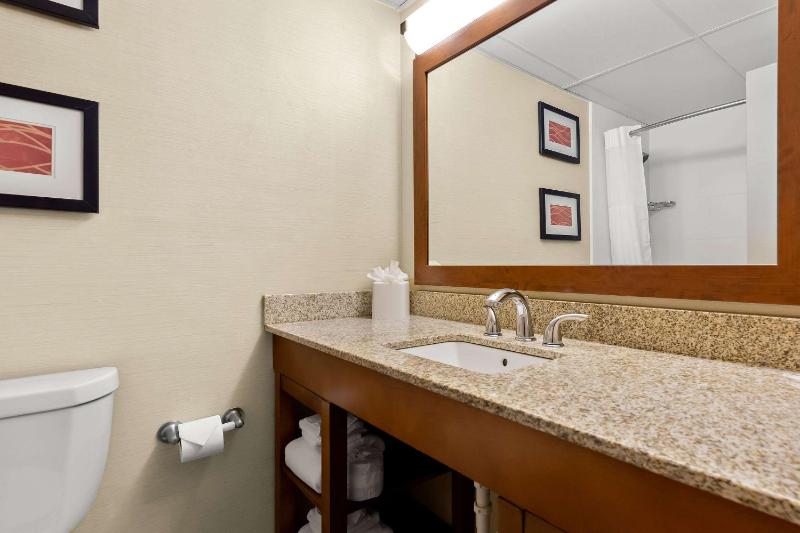 King Room image 2