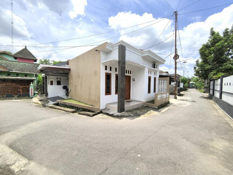Shera Homestay Jogja - image 10