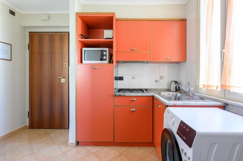 One-Bedroom Apartment image 1