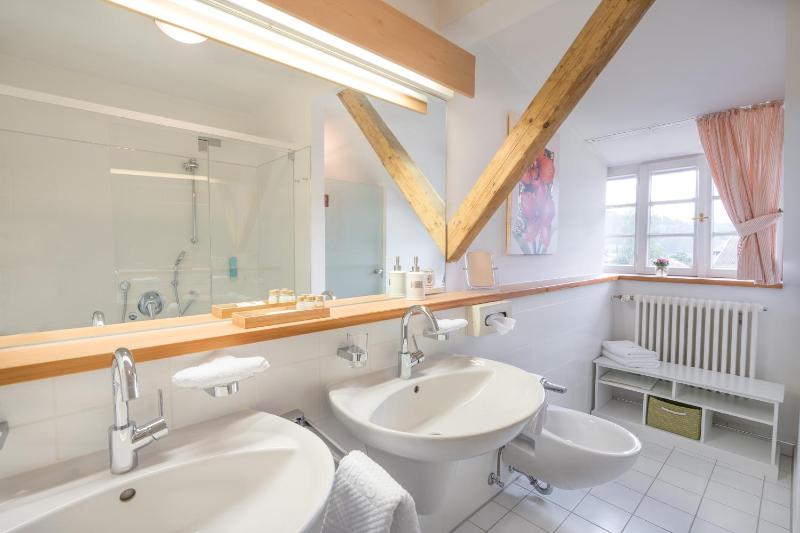 Double Room with Mountain View image 2